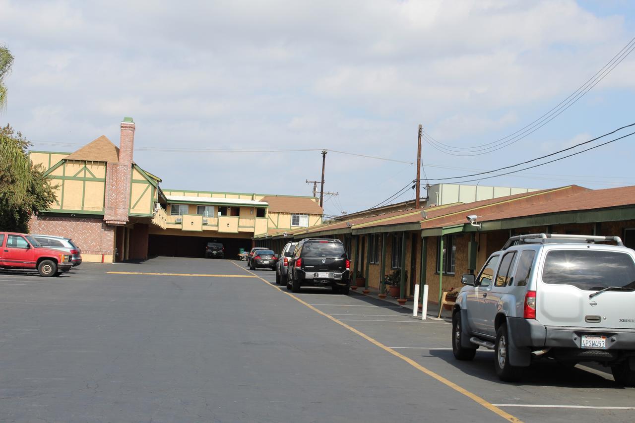 Starlite Motel Беллфлауэр Экстерьер фото