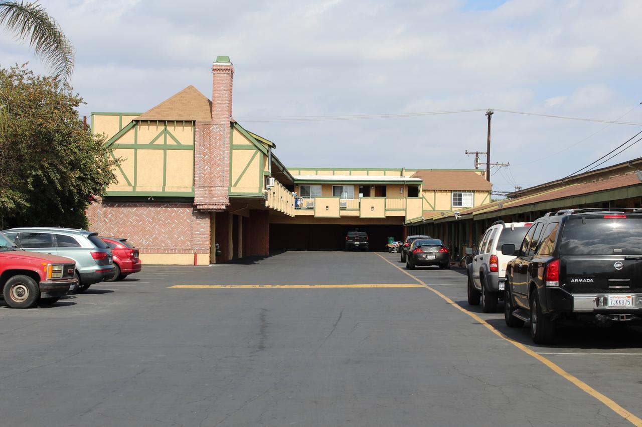 Starlite Motel Беллфлауэр Экстерьер фото