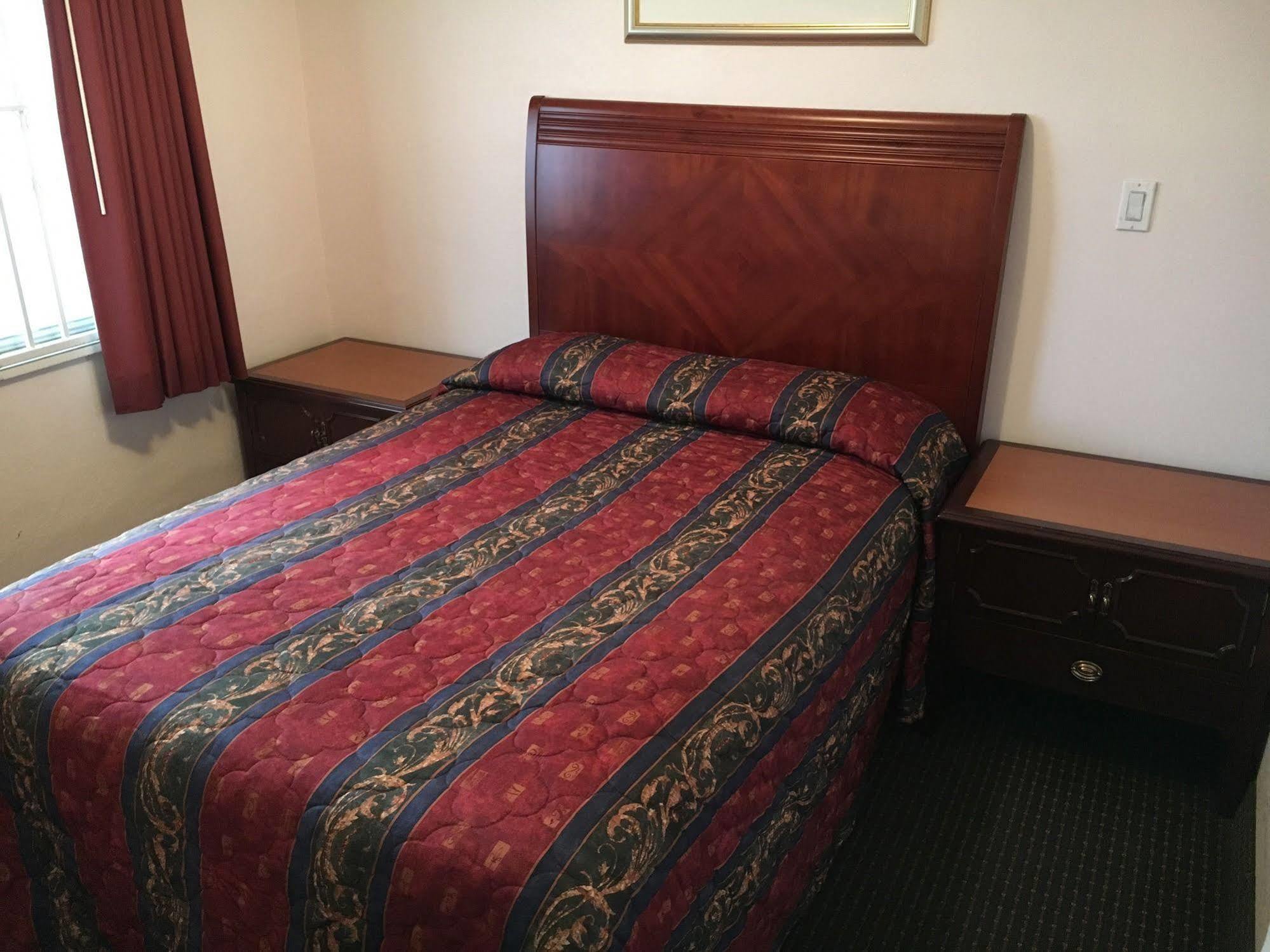 Starlite Motel Беллфлауэр Экстерьер фото